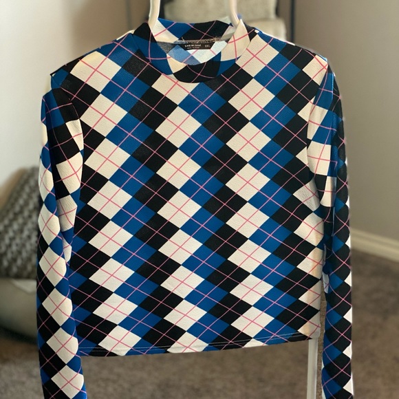 Argyle Top; Size M/L - Picture 2 of 2
